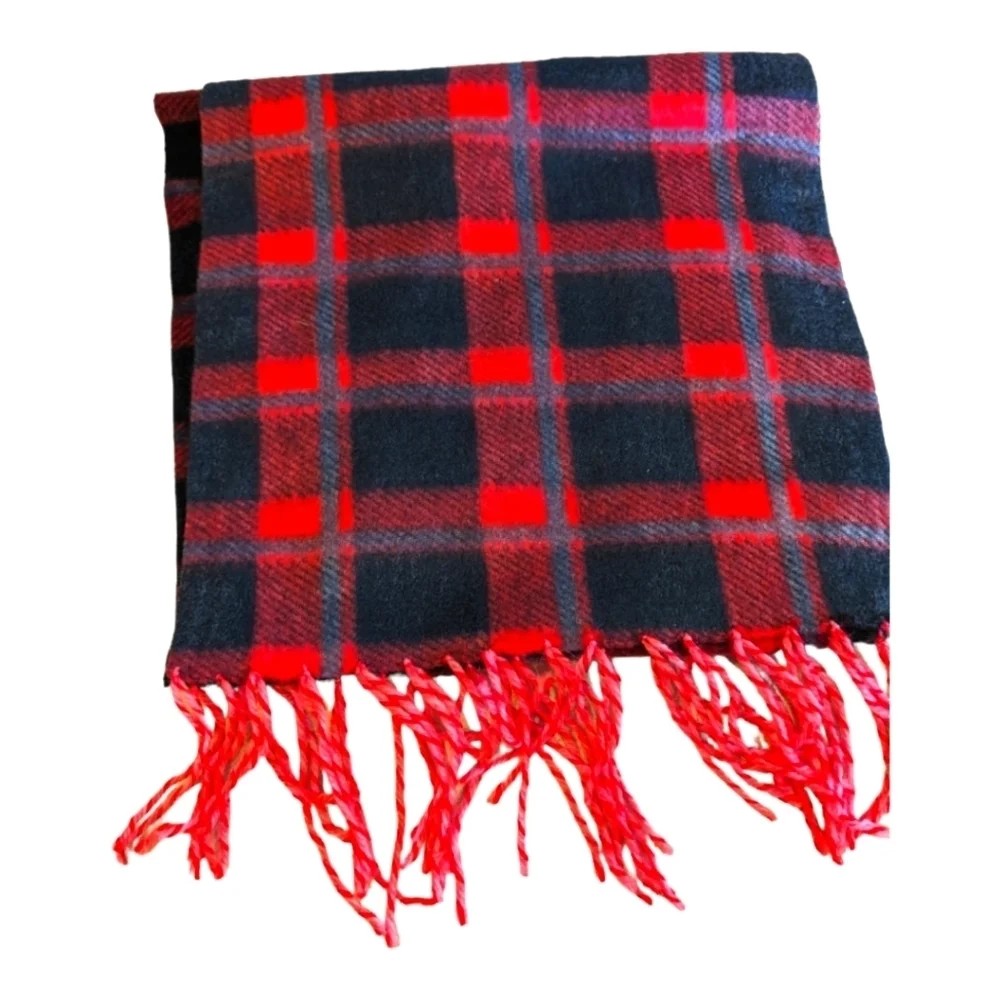 ⭐Royal Rossi Red & Black Plaid 52x11 scarf